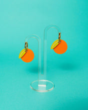 Load image into Gallery viewer, Oranges
