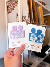 Load image into Gallery viewer, Folk Floral - Lavender
